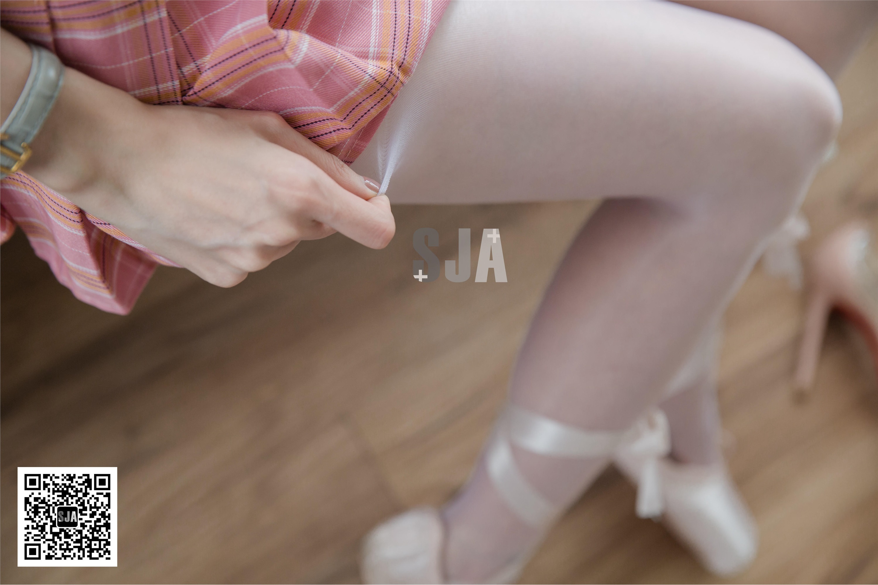 SJA Bestie Perspective NO.010 dance